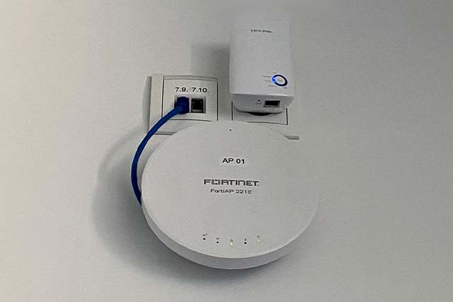 Access-Point-WLAN-Erweiterung-Netzwerk-OrangeComputer