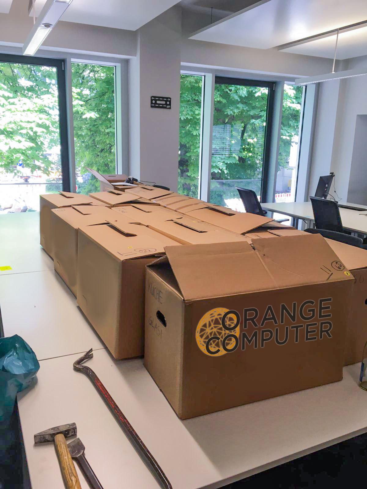 it-edv-umzug-muenchen-versicherung-verpackung-orangecomputer